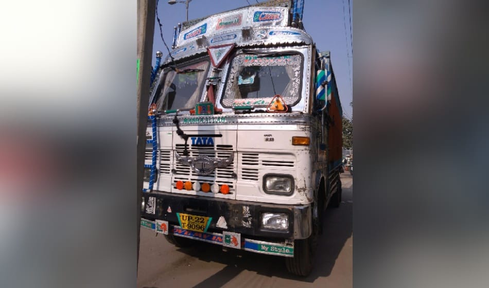 pregnant lady was crushed by a truck near a hospital