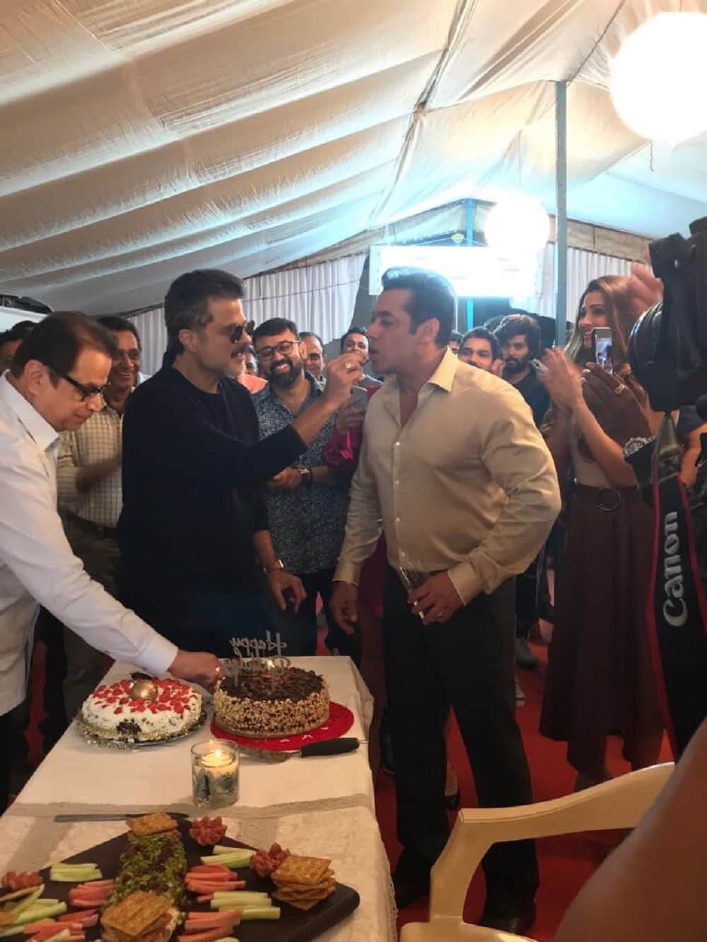 Anil Kapoor celebrate his birthday with Salman Khan on the sets of Race 3