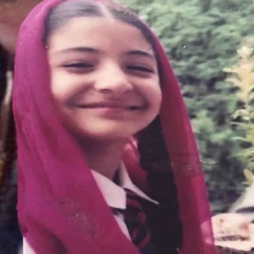 Virat Kohli or Anushka Sharma, know who have more educational qualification