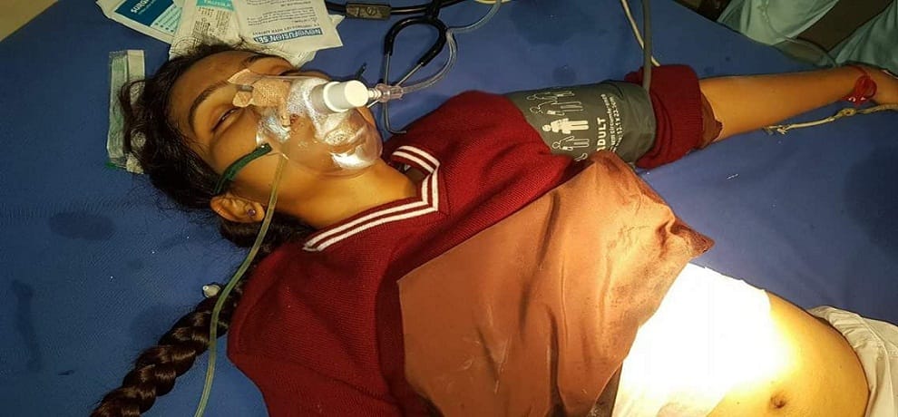 girl shot by jilted lover in mathura