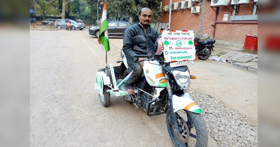 Social worker bhavesh pipaliya, message of environment