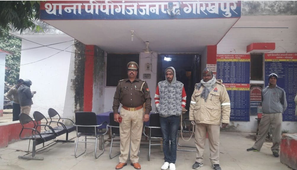 ओएसडी के नाम पर रंगदारी मांगने वाला गिरफ्तार