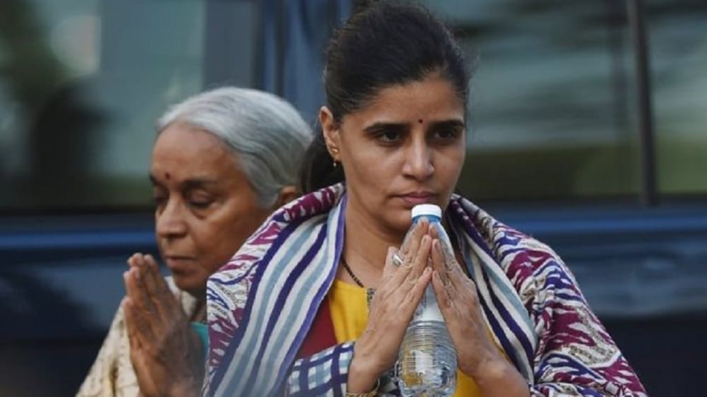Kulbhushan Jadhav mother and wife harassment in Pakistan