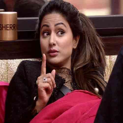 bigg boss 11 karan said that hina khan is a fake girl and she is proudy
