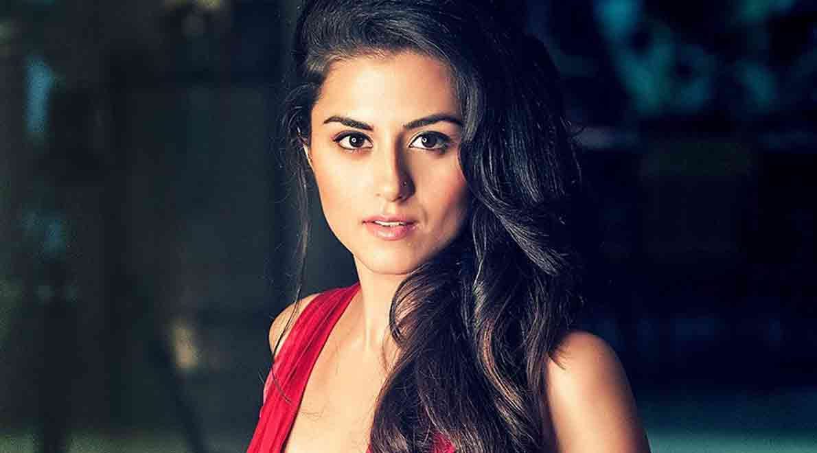 tv actress ridhi dogra speak about her bold scene in maryada serial