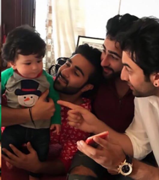 Taimur Ali Khan and Ranbir Kapoor photo goes viral on Internet 