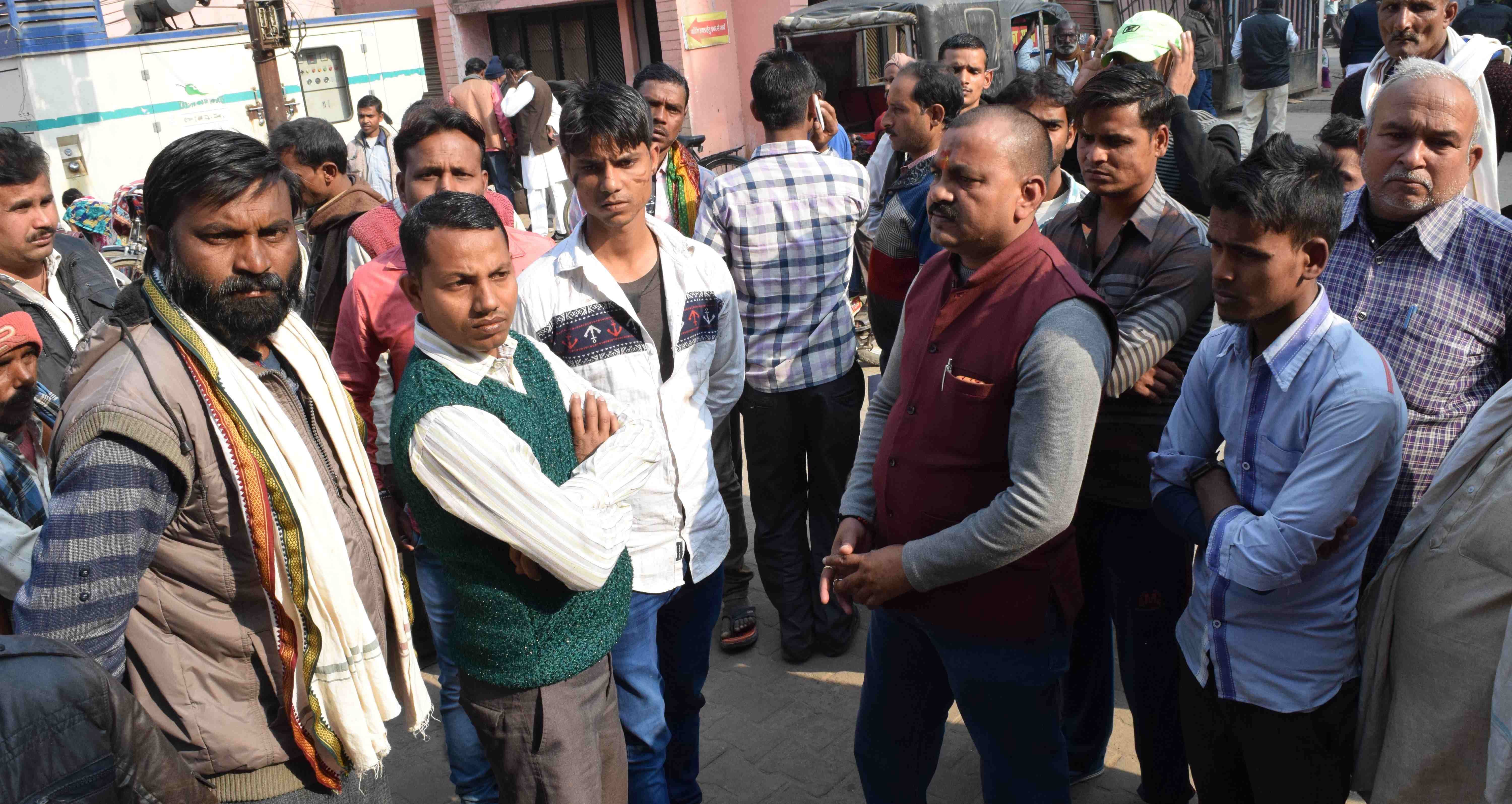Youth shot dead in mirzapur
