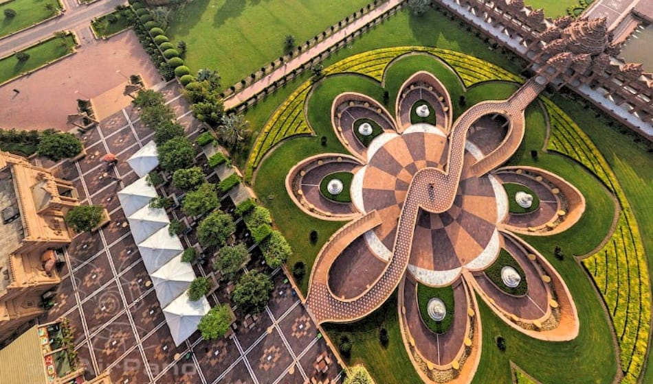 akshardham temple will remain open on monday after 12 years for new year celebration
