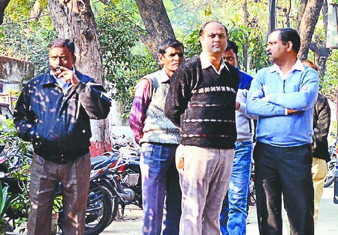 PEHLE  LAGA DEPUTY CMO KA JAGDA HO GAYA 
