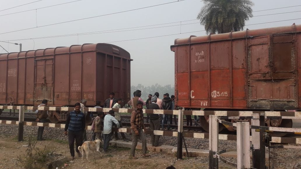 Goods train derailed in Ahmednagar, some trains canceled in Maharashtra