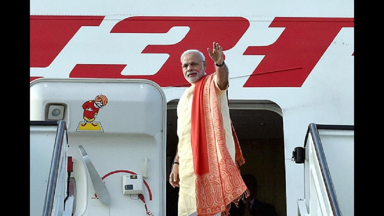 नरेंद्र मोदी