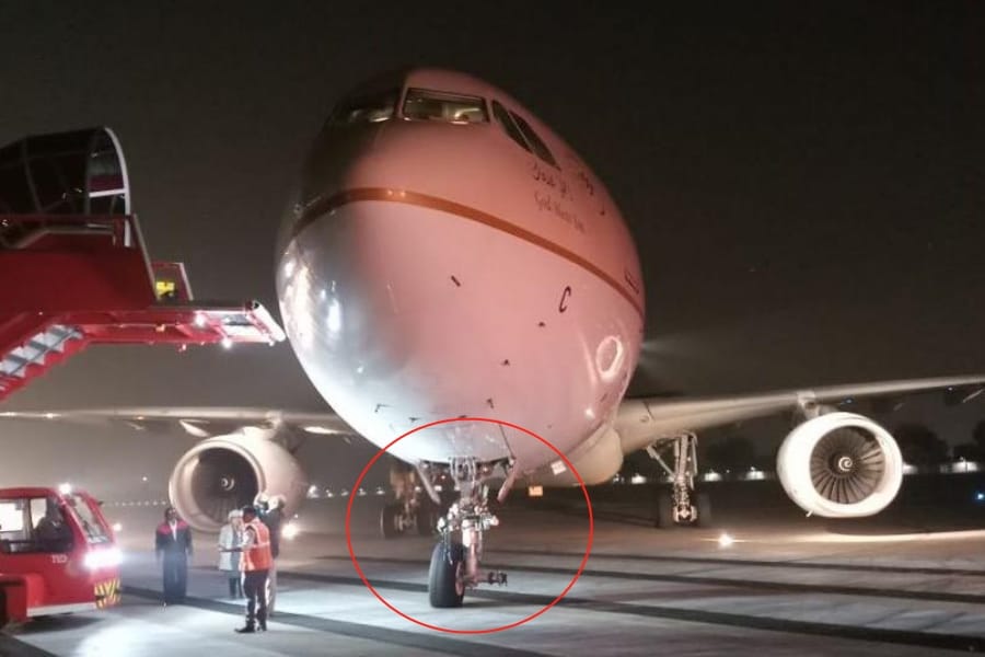 plane removed from lucknow airport.