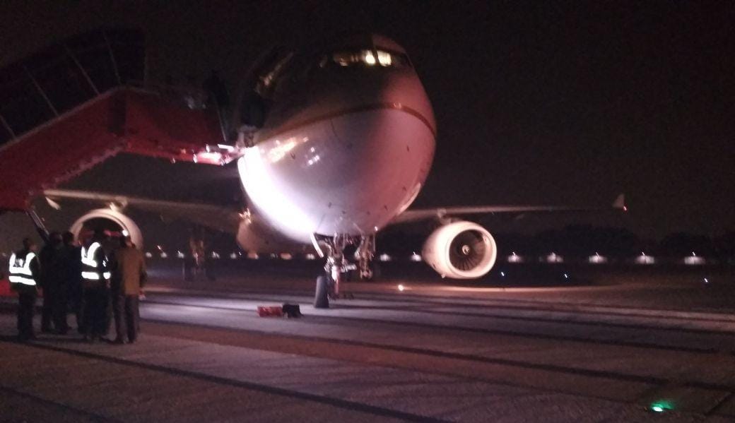 plane removed from lucknow airport.