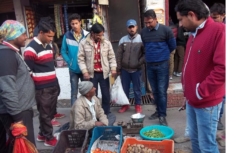 Two traders got 4 kg polythene, fine