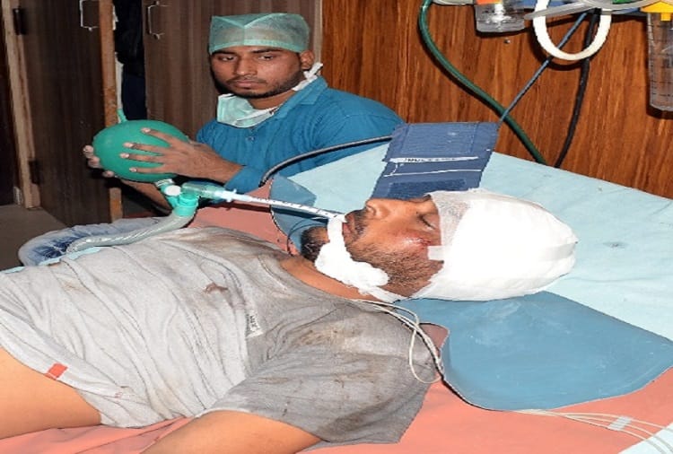 Double Murder in Meerut, SSP manjil Saini in action, see pictures of the injured