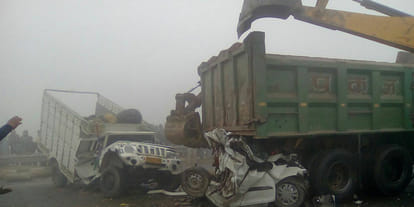 two people dead on Agra Lucknow Expressway accident