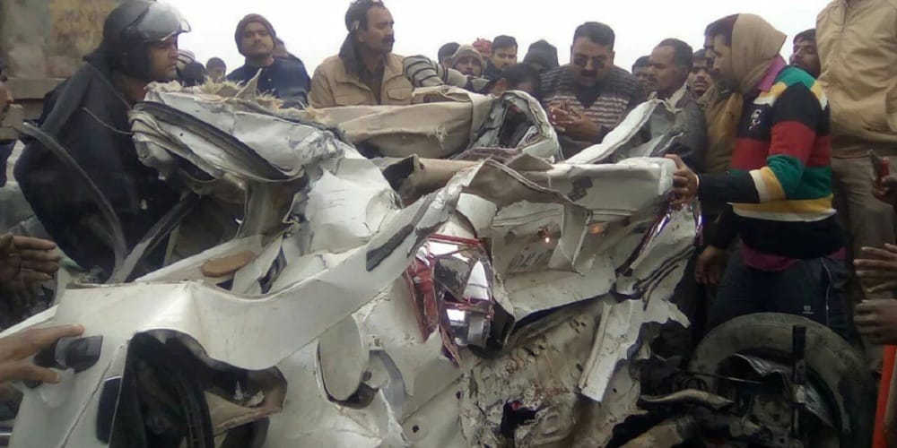 two people dead on Agra Lucknow Expressway accident