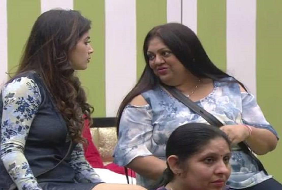 akash's mother shared akash's secret with bandgi in bogg boss 11