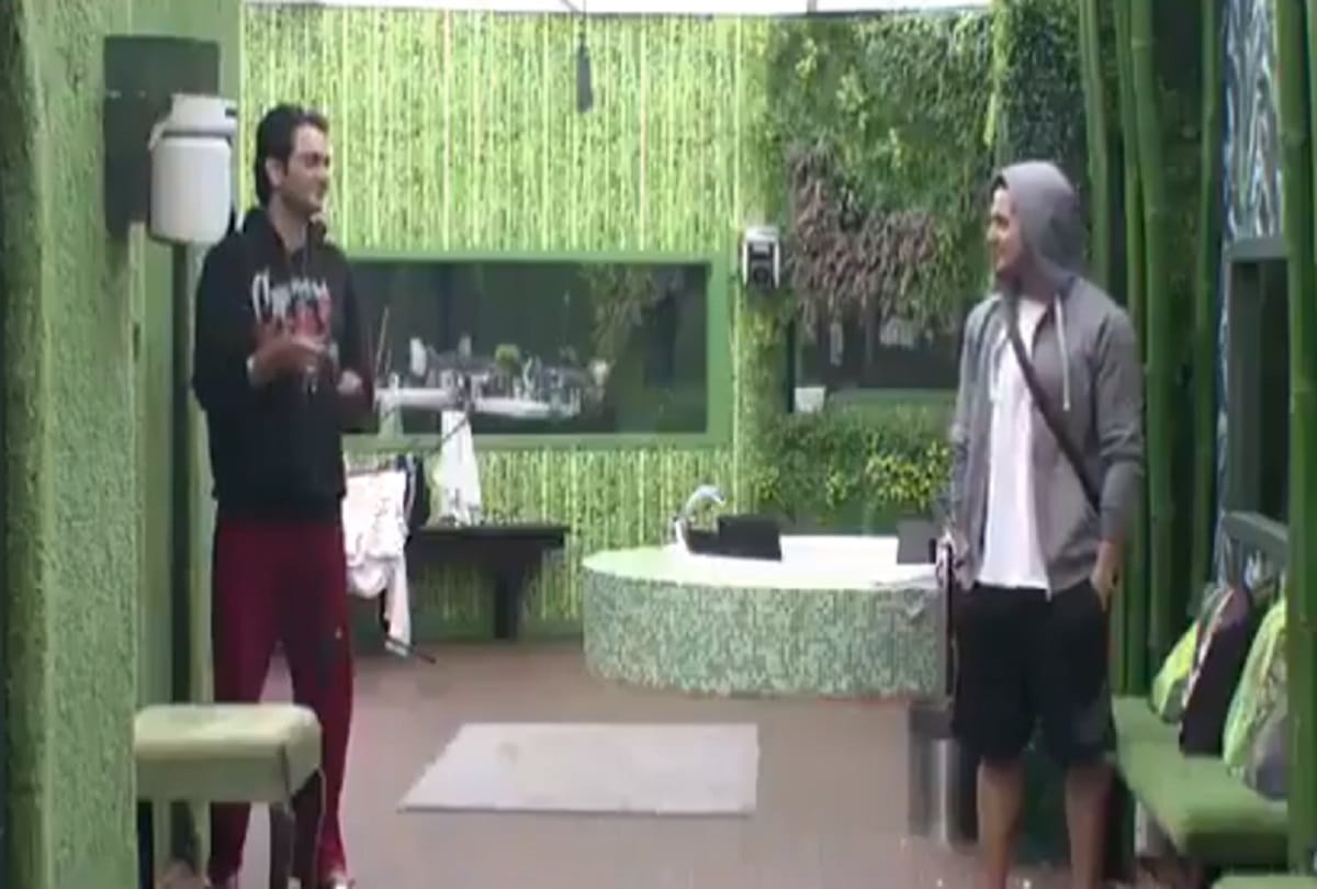 is vikas gupta masturbating in washroom bigg boss 11