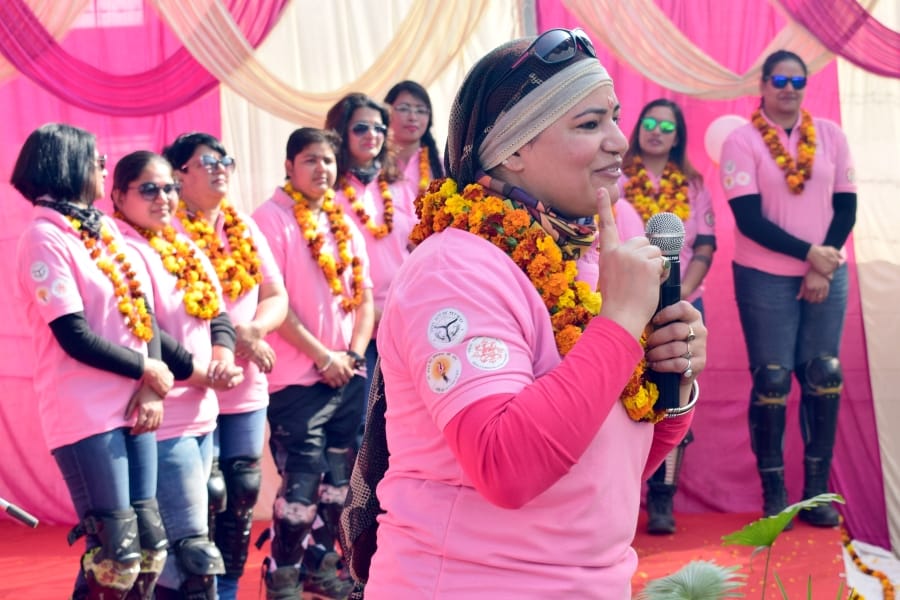 woman bike riders in mathura for promoting beti bachao
