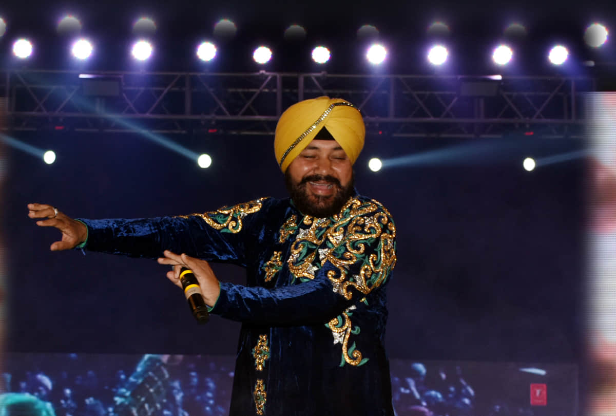 Daler Mehndi says Patiala police removed his Pants for investigated