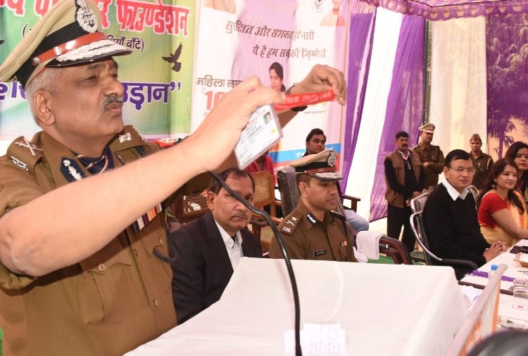 djp sulkhan singh talked with girls in govt girls inter college