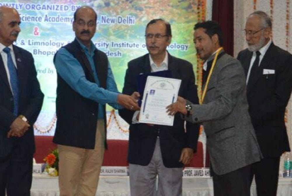 Dr rawat from graphic era has been awarded by scientist of the year award