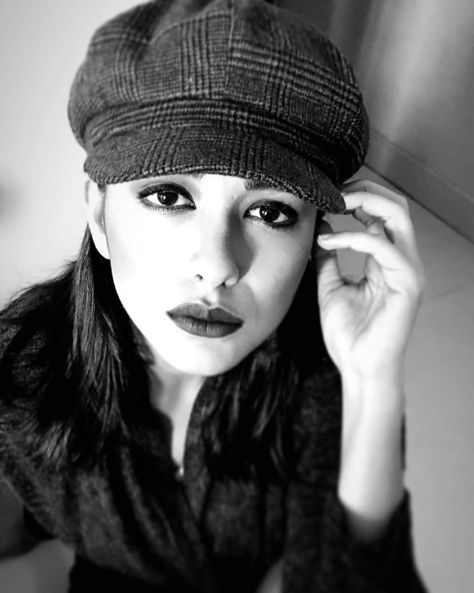 Hrithik Roshan upcoming biopic SUPER 30 Mrunal Thakur may star opposite 