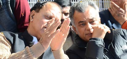 cm jairam thakur warm welcome by himachal secretariat employees