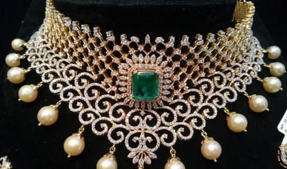 Rampur: BIS team raids shop illegally hallmarking jewelry