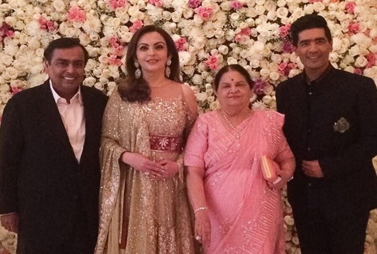 manish malhotra profile he designed michael jackson outfit for an award function