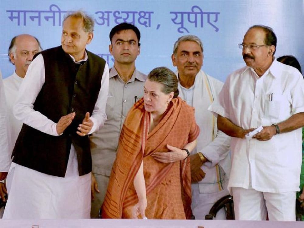 Ashok Gehlot asked Vasundhara Raje that why the refinery is being Re-foundation in pachpadra 