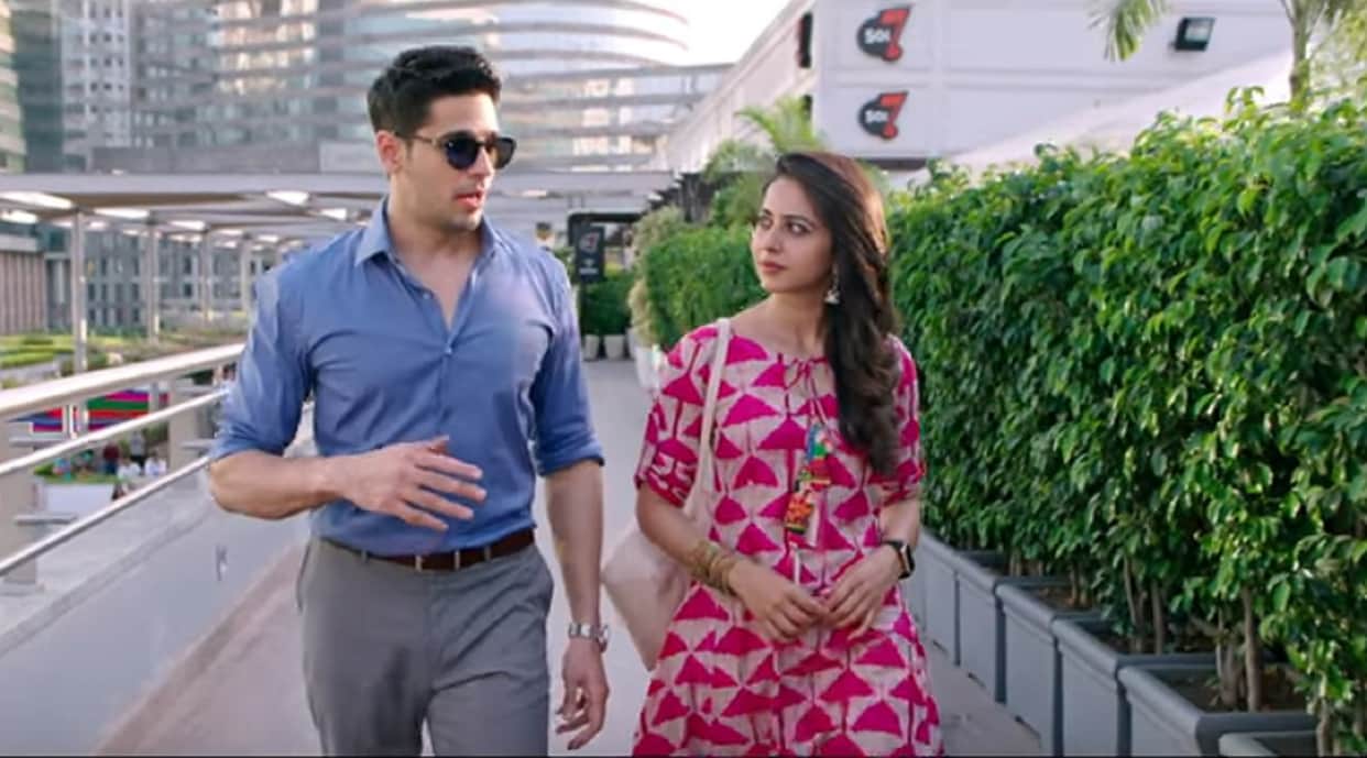 Manoj Bajpayee Sidharth Malhotra film aiyaary first day friday box office collection day 6