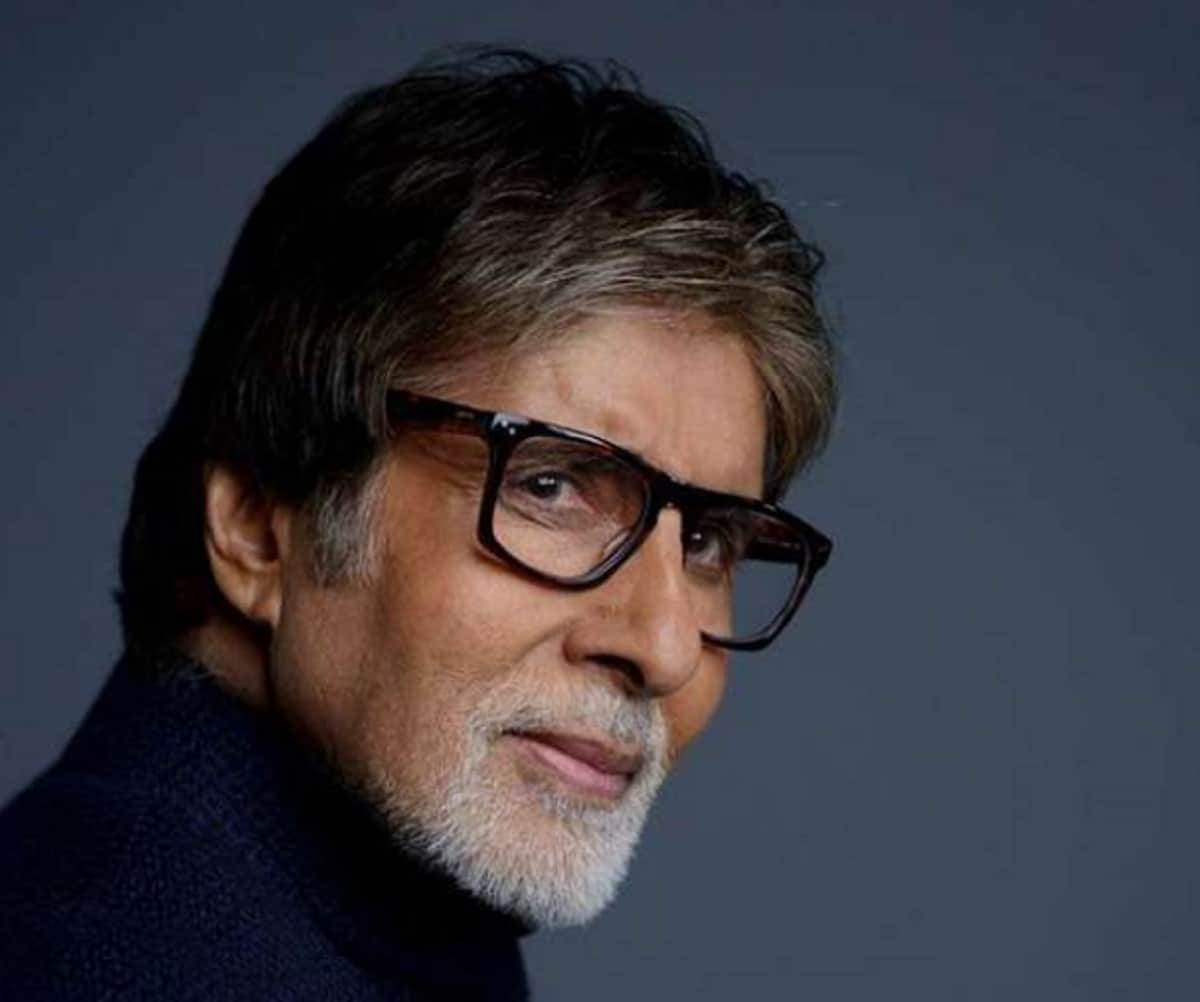 karan johar apologises to amitabh bachchan on twitter