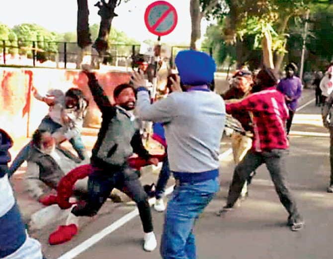 two sikh families high voltage drama outside sector 17 police station chandigarh