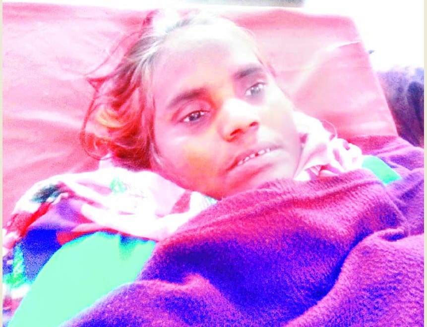 दो पक्षों में मारपीट, जमकर चले ईंट-पत्थर