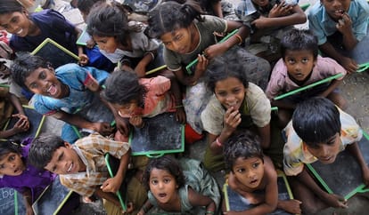 Success Story of Vijender Singh Chaudhary, After retirement he continue struggle for poor children