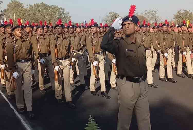 JOB VACANCIES IN CISF FOR 12TH PASSED 69000 SALARY