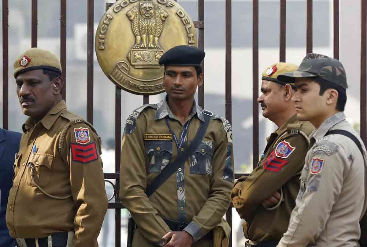JOB VACANCIES IN DELHI POLICE FOR 10TH PASSED 57000 SALARY