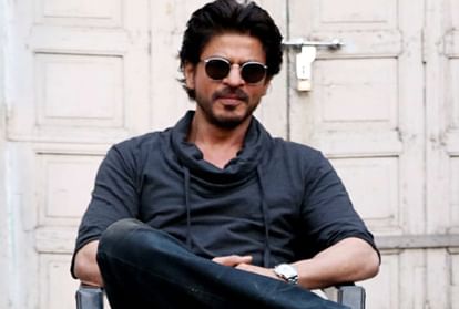 Fire Broke Out Set On Zero Shah Rukh Khan Present On The Set