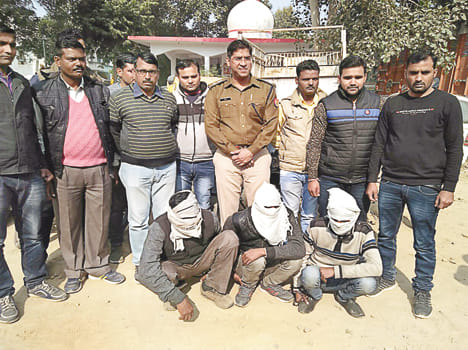 Three thieves arrest.