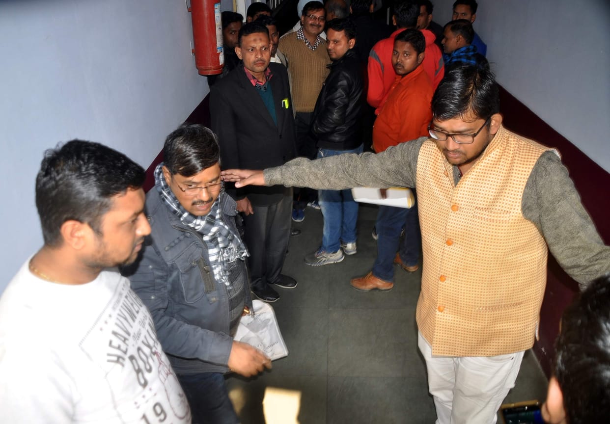 bjp worker voilent for abusing language to party