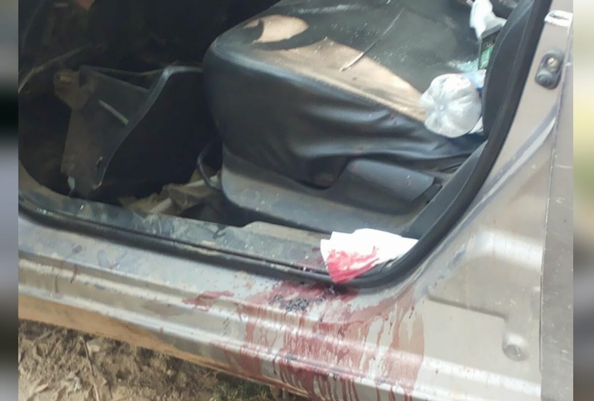 accident on yamuna expressway two friend died one seriously ionjured