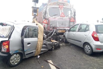 wrong side entry in Lucknow Agra expressway caused by police