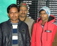 महंगे मोबाइल चोरी करने वाले अंतर्राज्यीय गिरोह के दो सदस्य धरायें