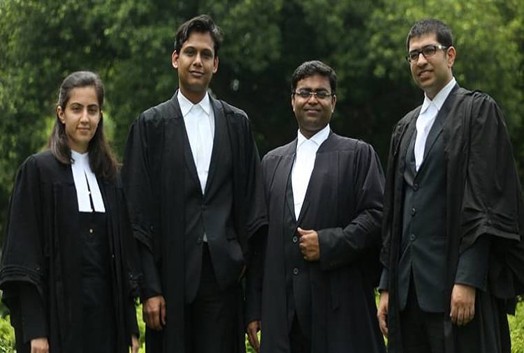 Delhi High Court recruitment- 50 Judicial Service Examination, Last Date 15 February 2018