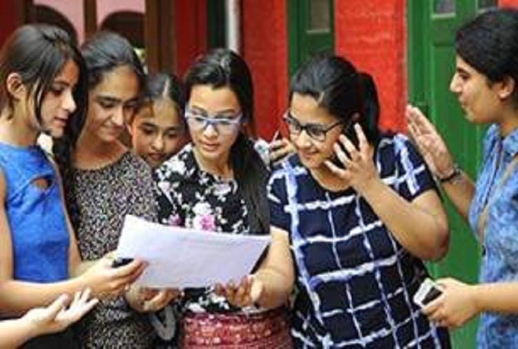 Delhi High Court recruitment- 50 Judicial Service Examination, Last Date 15 February 2018
