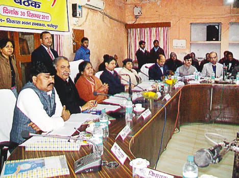 Union minister Khaira on poor road construction