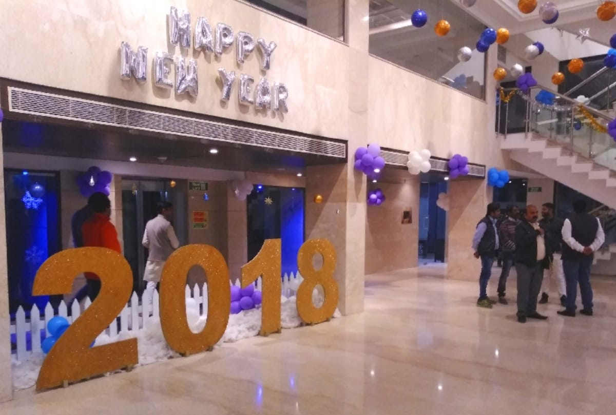 New year celebration in varanasi hotel