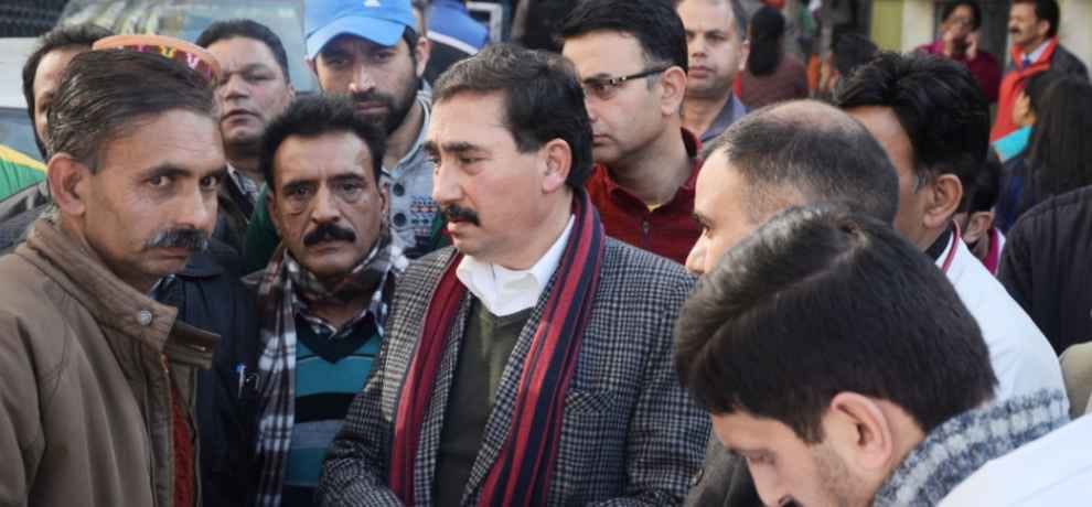 health minister vipin parmar said 100 posts of doctor will be filled soon 